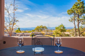 Eastside Enchantment, 2 Bedrooms, Sleeps 6, Kiva Fireplaces, Patio with Views, WiFi